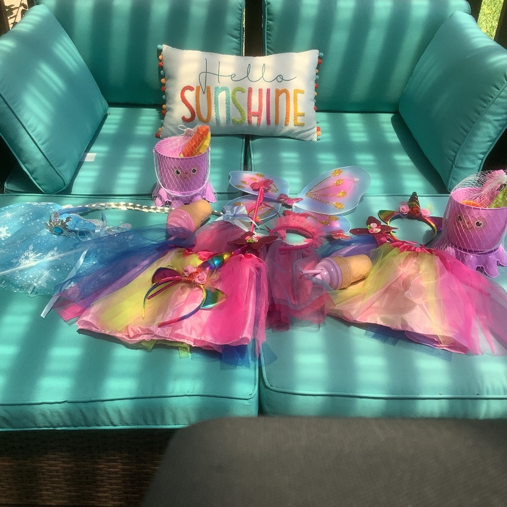 PRINCESSES AND FAIRIES AND UNICORNS! OH MY!